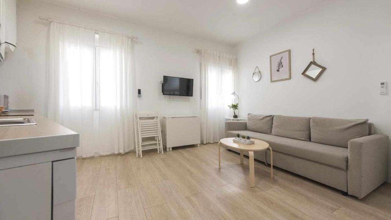 Apartamentos Dimax By Toledo Ap Eksteriør billede